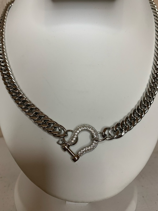 WESTERN Chunky Silver Cuban Chain Necklace Silver Rhinestone Horseshoe Pendant - Picture 3 of 4